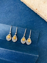Load image into Gallery viewer, LUOWEND 18K White Gold Natural Yellow Diamond Earrings for Women
