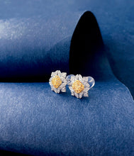 Load image into Gallery viewer, LUOWEND 18K White Gold Natural Yellow Diamond Earrings for Women
