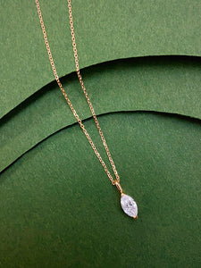 LUOWEND 18K Rose Gold Natural Diamond Necklace for Women