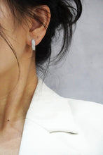 Load image into Gallery viewer, LUOWEND 18K Yellow Gold Real Natural Diamond Earrings for Women
