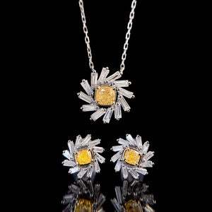 LUOWEND 18K White Gold Natural Yellow Diamond Necklace for Women