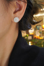 Load image into Gallery viewer, LUOWEND 18K White Gold Real Natural Diamond Stud Earrings for Women
