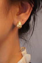 Load image into Gallery viewer, LUOWEND 18K Yellow Gold Real Natural Diamond Stud Earrings for Women
