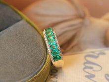 Load image into Gallery viewer, LUOWEND 18K Yellow Gold Natural Emerald Ring for Women

