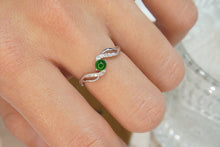 Load image into Gallery viewer, LUOWEND 18K White Gold Real Natural Diamond and Jadeite Ring for Women
