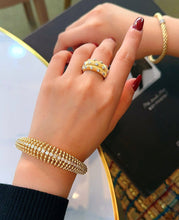 Load image into Gallery viewer, LUOWEND 18K Yellow Gold Natural Diamond Bracelet for Women
