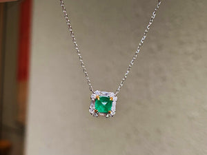 LUOWEND 18K White Gold Natural Emerald Necklace for Women