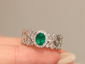 LUOWEND 18K White Gold Natural Emerald Ring for Women