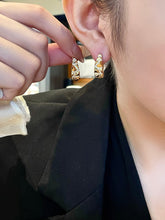 Load image into Gallery viewer, LUOWEND 18K Yellow Gold Natural Diamond Stud Earrings for Women
