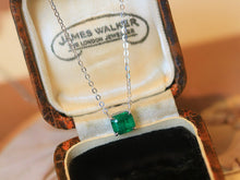Load image into Gallery viewer, LUOWEND 18K White Gold Natural Emerald Necklace for Women
