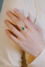 Load image into Gallery viewer, LUOWEND 18K Yellow Gold Real Natural Diamond and Emerald Ring for Women
