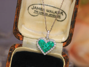 LUOWEND 18K White Gold Natural Emerald Necklace for Women