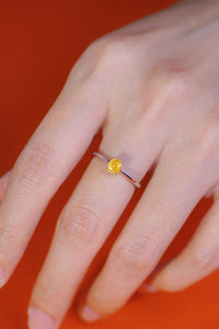 LUOWEND 18K White Gold Real Natural Yellow Diamond Ring for Women