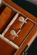 Load image into Gallery viewer, LUOWEND 18K White Gold Natural Green Diamond Ring for Women
