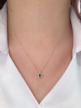 Load image into Gallery viewer, LUOWEND 18K Yellow Gold Real Natural Emerald Necklace for Women

