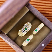 Load image into Gallery viewer, LUOWEND 18K Yellow Gold Real Natural Emerald and Diamond Ring for Women
