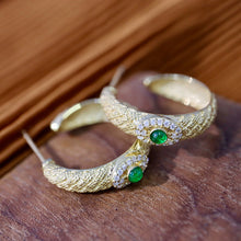 Load image into Gallery viewer, LUOWEND 18K Yellow Gold Real Natural Emerald and Diamond Ring for Women

