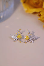 Load image into Gallery viewer, LUOWEND 18K White Gold Real Natural Yellow Diamond Stud Earrings for Women
