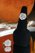 Load image into Gallery viewer, LUOWEND 18K White Gold Natural Green Diamond Ring for Women
