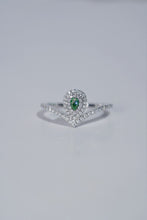 Load image into Gallery viewer, LUOWEND 18K White Gold Natural Green Diamond Ring for Women
