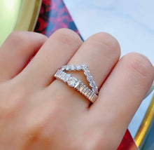 Load image into Gallery viewer, LUOWEND 18K White/Yellow/Rose Gold Natural Diamond Ring for Women
