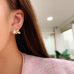 LUOWEND 18K Yellow Gold Natural Diamond Earrings for Women