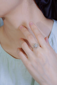 LUOWEND 18K Yellow Gold Real Natural Diamond Ring for Women