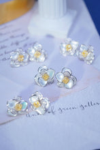 Load image into Gallery viewer, LUOWEND 18K White Gold Real Natural Yellow Diamond Stud Earrings for Women
