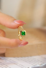 Load image into Gallery viewer, LUOWEND 18K Yellow Gold Natural Emerald Ring for Women
