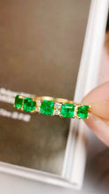 Load image into Gallery viewer, LUOWEND 18K Yellow Gold Natural Emerald Ring for Women
