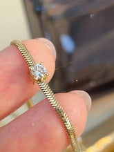 Load image into Gallery viewer, LUOWEND 18K Yellow Gold Real Natural Diamond Bracelet for Women
