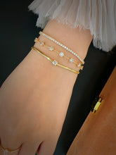 Load image into Gallery viewer, LUOWEND 18K Yellow Gold Real Natural Diamond Bracelet for Women
