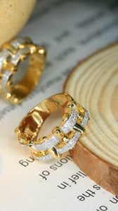 LUOWEND 18K Yellow Gold Real Natural Diamond Ring for Women