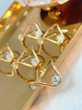 Load image into Gallery viewer, LUOWEND 18K Yellow Gold Natural Diamond Ring for Women
