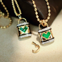 Load image into Gallery viewer, LUOWEND 18K Yellow Gold Fine Jewelry Natural Emerald Pendant for Women
