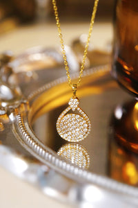 LUOWEND 18K Yellow Gold Natural Diamond Necklace for Women