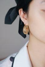 Load image into Gallery viewer, LUOWEND 18K Yellow Gold Drop Earrings for Women
