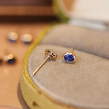 Load image into Gallery viewer, LUOWEND 18K Yellow Gold Elegant Style Natural Sapphire Earrings for Women
