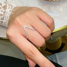 Load image into Gallery viewer, LUOWEND 18K White or Yellow Gold Natural Diamond Ring for Women
