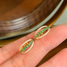 Load image into Gallery viewer, LUOWEND 18K Yellow Gold Fine Jewelry Natural Emerald Earrings for Women
