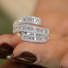 Load image into Gallery viewer, LUOWEND 18K White Gold Real Natural Diamond Ring for Women
