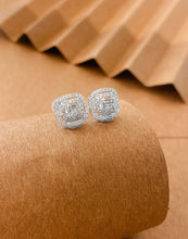 Load image into Gallery viewer, LUOWEND 18K White Gold Natural Diamond Earrings for Women
