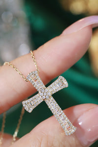 LUOWEND 18K Yellow Gold Natural Diamond Pendant Necklace for Women