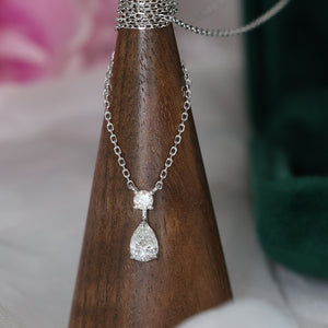 LUOWEND 18K White Gold Real Natural Diamond Pendant Necklace for Women