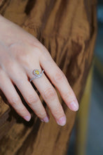 Load image into Gallery viewer, LUOWEND 18K White Gold Natural Yellow Diamond Ring for Women
